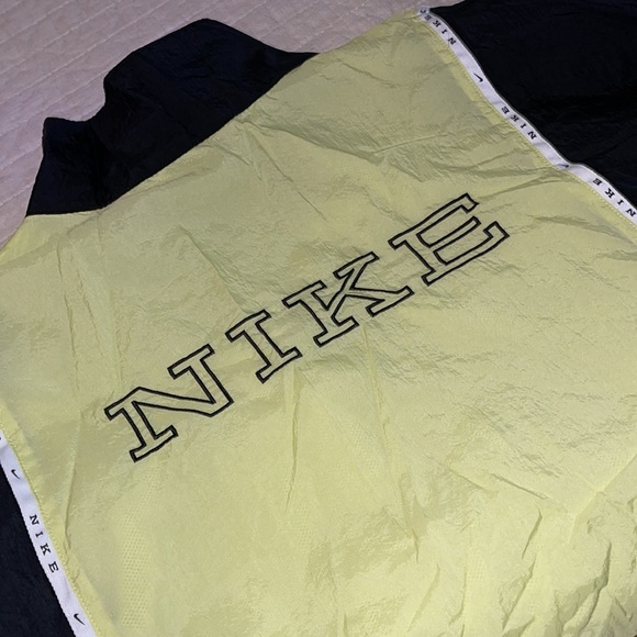 Vintage Style Nike Bomber - Picture 2 of 4